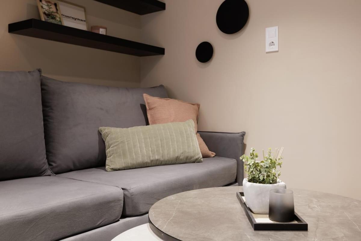 Apartment The Urban Chill Spot Harsfa Street Budapest